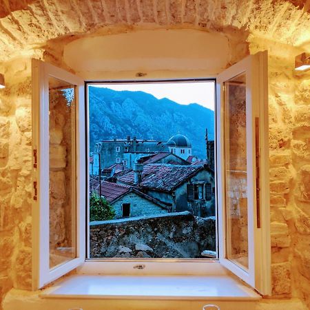 Romantic Rooftop View Hideaway- Old Town Nr 404 Cattaro Esterno foto