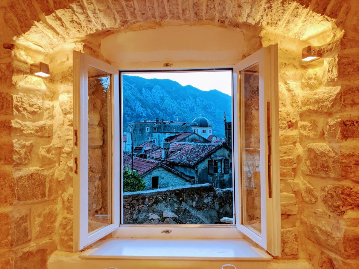 Romantic Rooftop View Hideaway- Old Town Nr 404 Cattaro Esterno foto